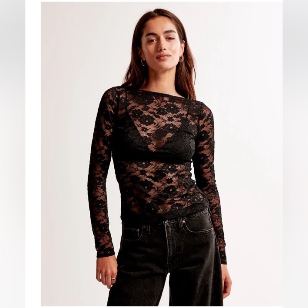 NWT Abercrombie & Fitch Long-Sleeve Lace Slash Top women medium, black